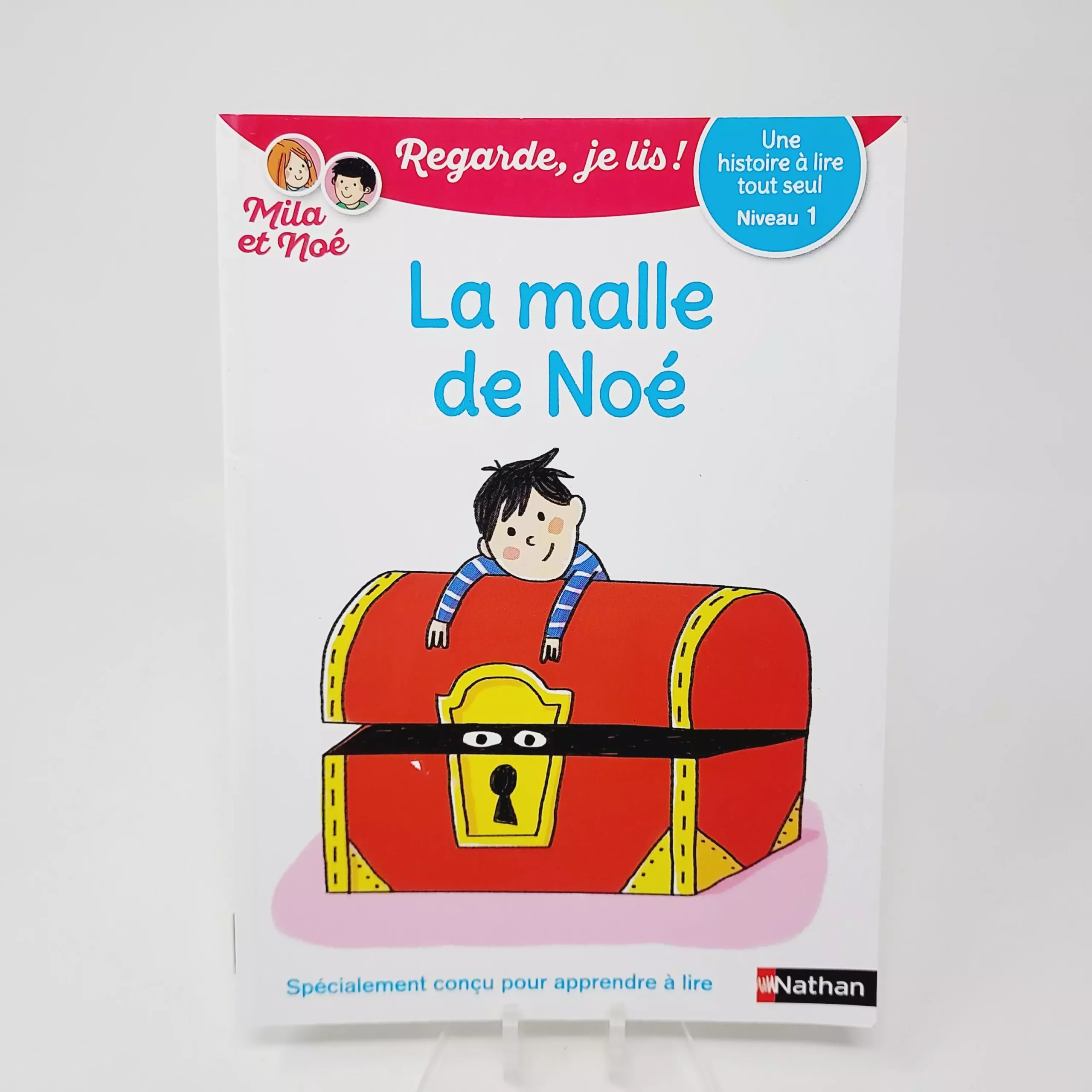 Regarde, je lis! Mila et Noé La malle de Noé Niveau 1